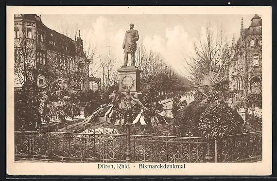 AK Düren /Rhld., Bismarckdenkmal mit Strassenblick