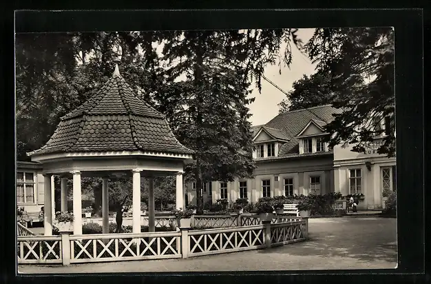 AK Bad Berka, Goethebrunnen und Kurhaus