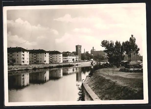 AK Heilbronn /Neck, Götzenturm und Bismarckdenkmal