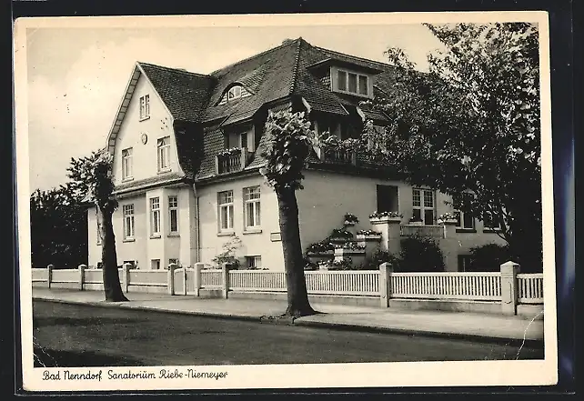 AK Bad Nenndorf, Sanatorium Riebe-Niemeyer, Lindenallee 5-7