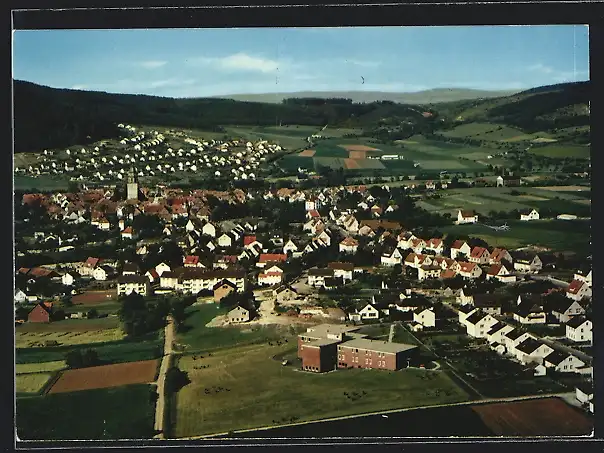 AK Zierenberg /Bez. Kassel, Teilansicht mit Kirche