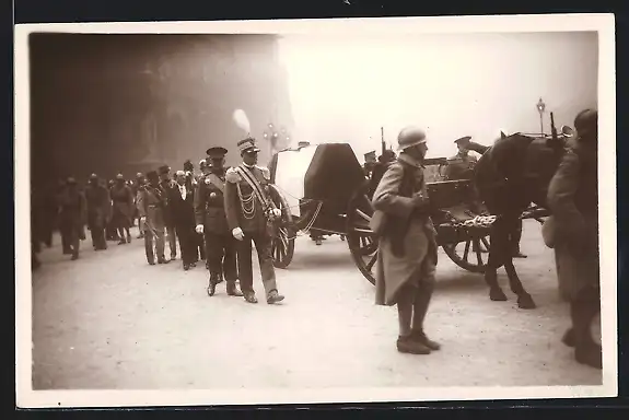 AK Funérailles du Maréchal Foch 26.03.1929, Les cordons du Poele