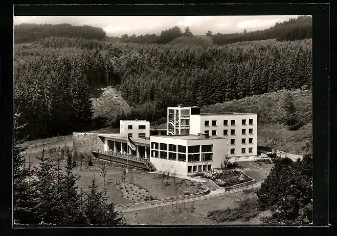 AK Bergneustadt / Rhld., Heimvolkshochschule der Friedrich-Ebert-Stiftung, Gesamtansicht