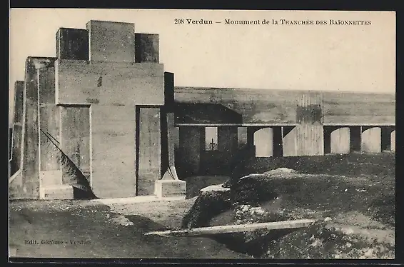 AK Verdun, Monument de la Tranchée des Baionnettes