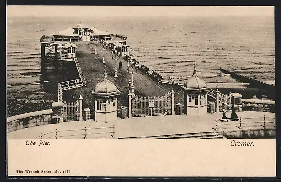 AK Cromer, The Pier