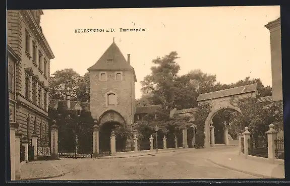 AK Regensburg, Strassenpartie am Emmeranstor