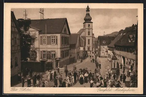 AK Gersfeld, Die Rhön, Marktplatz mit Passanten