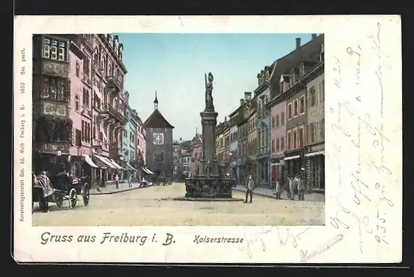 Goldfenster-AK Freiburg i. B., Kaiserstrasse mit Brunnen