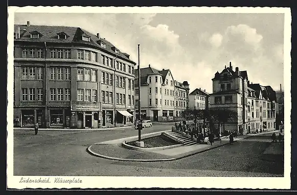 AK Lüdenscheid, Strassenpartie am Kluserplatz, Damen- und Herrenfriseur