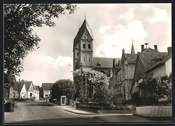 AK Rimbeck / Warburg, Partie bei der Kirche