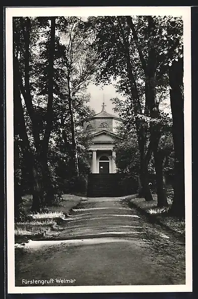 AK Weimar / Thür., Fürstengruft, Aussenansicht