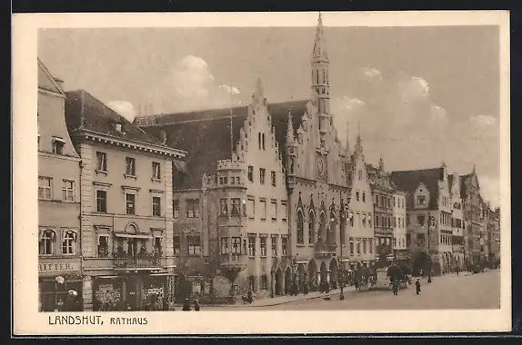 AK Landshut / Isar, Marktplatz mit Geschäften und Rathaus