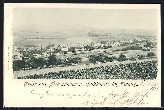 AK Niedernhausen / Taunus, Panoramablick mit Bahnhof