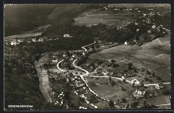 AK Dedenborn /Eifel, Gesamtansicht mit Campingplatz an der Rur