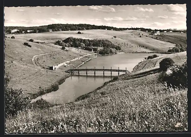 AK Gerolstein, Schauerbach-Stausee mit dem Feriendorf Felsenhof