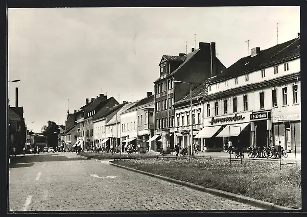 AK Luckenwalde, Ernst-Thälmann-Strasse, Stadthalle