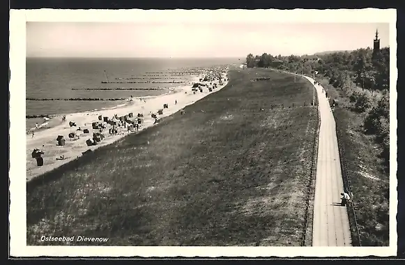 AK Dievenow, Ostseebad, Strandpartie mit Promenade