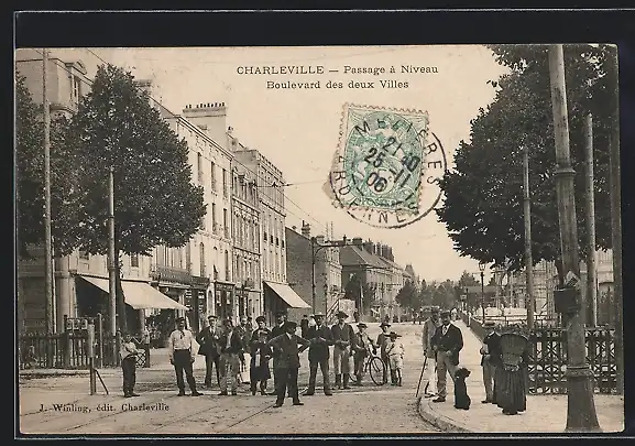 AK Charleville, Passage à niveau Boulevard des deux Villes