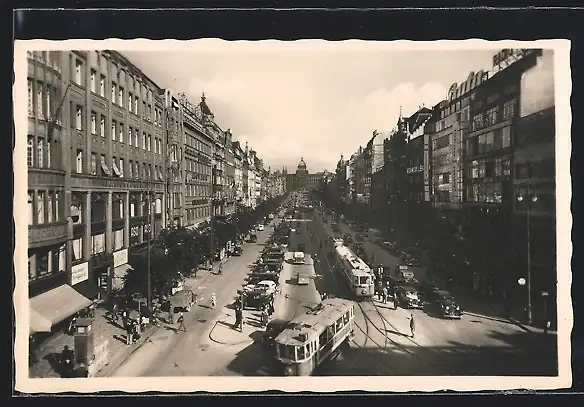 AK Prag, Strassenbahnen am Wenzelsplatz