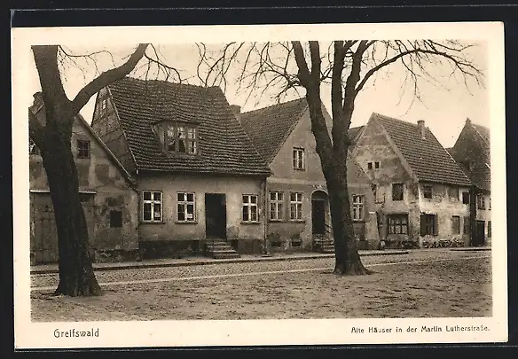AK Greifswald, Alte Häuser in der Martin Lutherstrasse