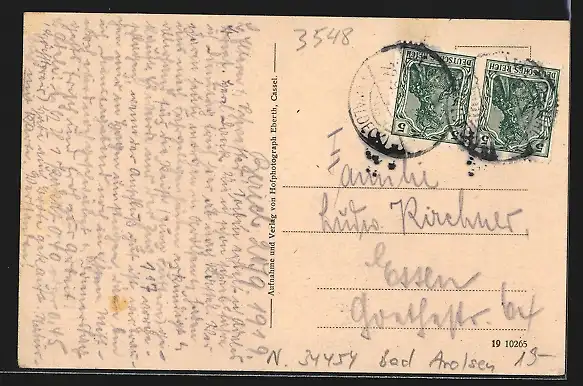 AK Neuberich bei Arolsen, Erholungsheim Villa Waldfried, Teilansicht mit Kirche