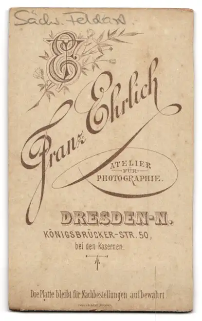 Fotografie Franz Ehrlich, Dresden-N., Königsbrückerstr. 50, Soldat in Uniform mit Degen