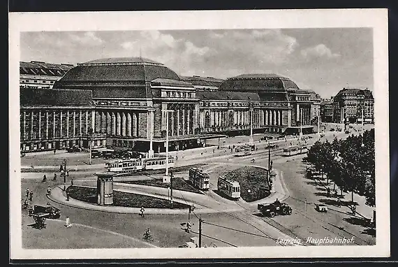 AK Leipzig, Strassenbahnen vor dem Hauptbahnhof