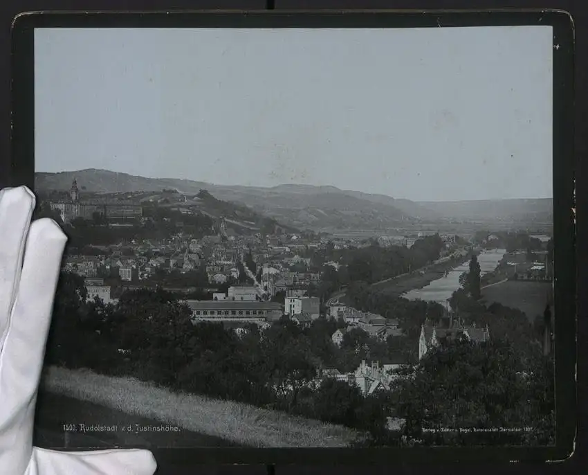 Fotografie Zedler & Vogel, Darmstadt, Ansicht Rudolstadt, Panorama von der Justinshöhe gesehen 1897