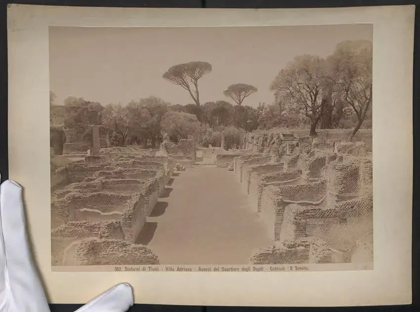 Fotografie unbekannter Fotograf, Ansicht Tivoli, Dintorni di Tivoli, Villa Adriana, Avanzi del Quartiere degli Ospiti