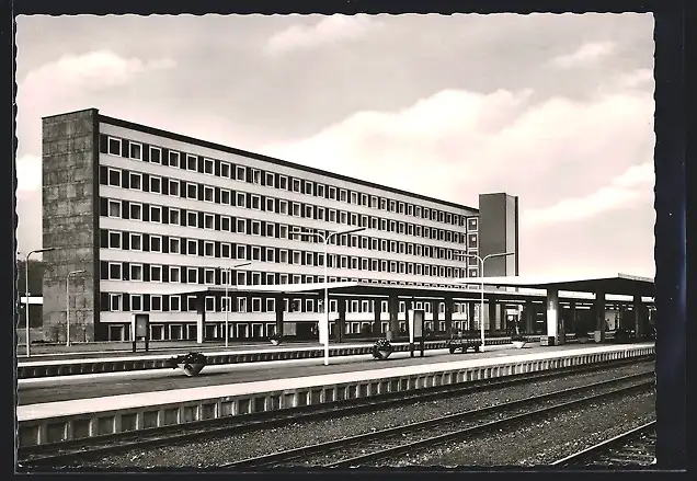 AK Braunschweig, Hauptbahnhof mit Gleisen