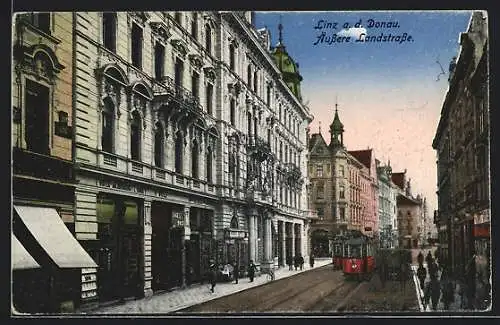 AK Linz /Donau, Äussere Landstrasse mit Strassenbahnen