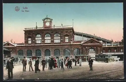 AK Lille, La Gare, Strassenbahn