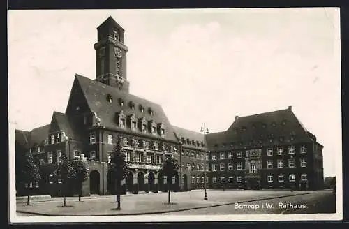 AK Bottrop i. W., Das Rathaus