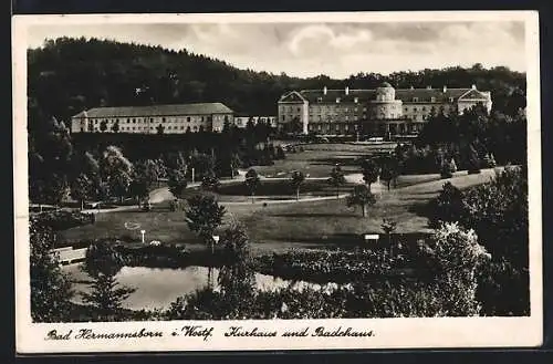 AK Bad Hermannsborn bei Bad Driburg /Westf., Kurhaus und Badehaus mit Park