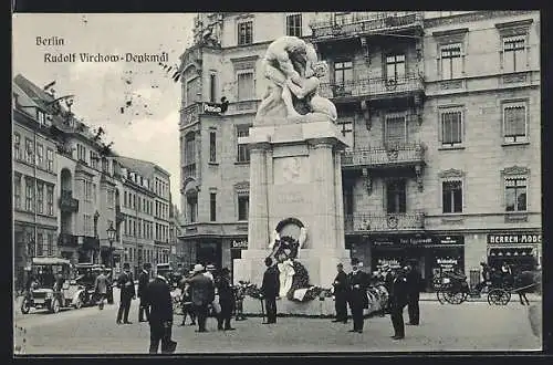 AK Berlin, Rudolf Virchow-Denkmal mit Kränzen, Reinhardstrasse