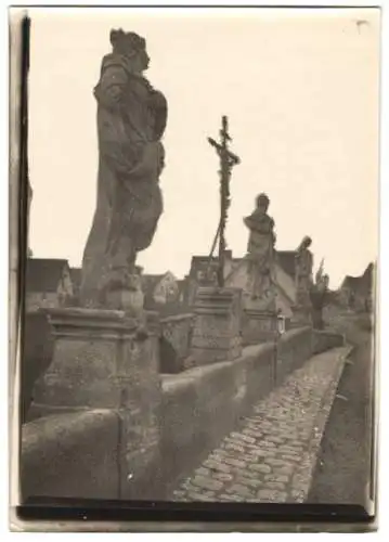 Fotografie W. Apel, Berlin, Ansicht Ellingen, Heiligenbrücke mit Statuen