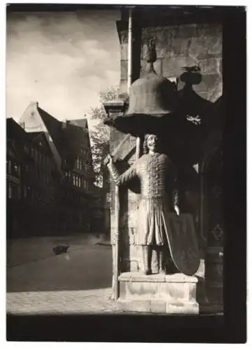 Fotografie W. Apel, Berlin, Ansicht Nordhausen, Roland-Statue am Marktplatz