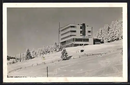 AK Bergschutzhaus Weisses Kreuz, Berghütte im Schnee