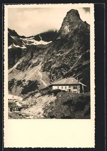 AK Grünseehütte, Berghütte am Grünen See mit Karfunkelturm, Hohe Tatra