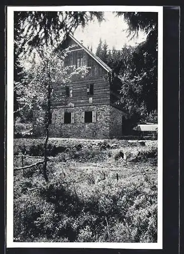 AK Chata u pramenu Vltavy, Berghütte im Frühlingsidyll