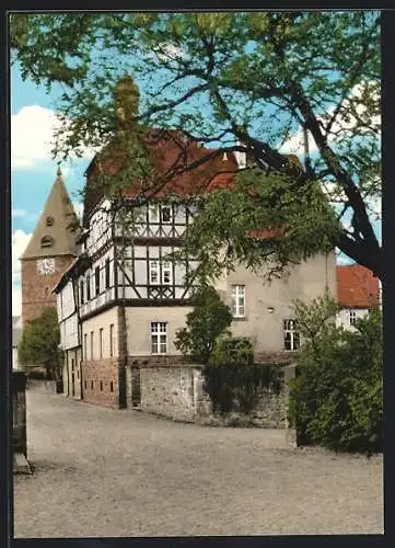 AK Neustadt /Kr. Marburg, Strassenpartie mit Kirche