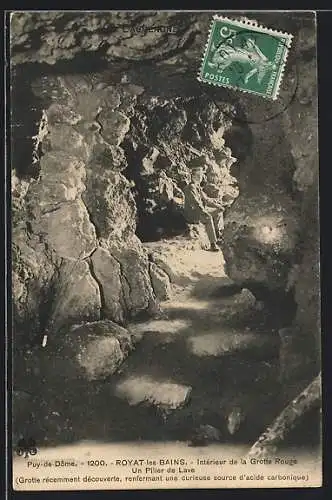 AK Royat-les-Bains, Intérieur de la Grotte Rouge, Un Pilier de Lave