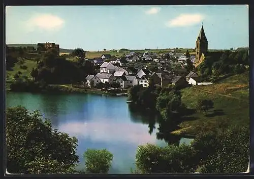 AK Ulmen /Eifel, Ortsansicht mit Gewässer