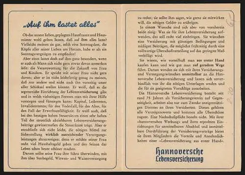 Klapp-AK Hannoversche Lebensversicherung der Bank, Vater entspannt mit Familie auf dem Rasen