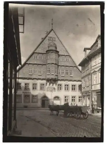 Fotografie W. Apel, Berlin, Ansicht Osterode / Harz, Dapolin Tankstelle / Zapfsäule, Rathaus & Gasthaus Ratskeller