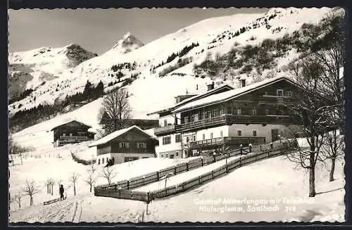 AK Hinterglemm-Saalbach, Blick zum Gasthof Mitterlengau mit Talschluss im Winter