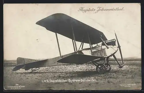 Foto-AK Sanke Nr. 187: Berlin-Johannisthal, L.V.G. Doppeldecker-Flugzeug System Schneider auf dem Flugplatz