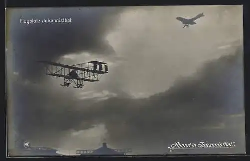 Foto-AK Sanke Nr. 99: Berlin-Johannisthal, Flugzeuge beim abendlichen Fluge über dem Flugplatz