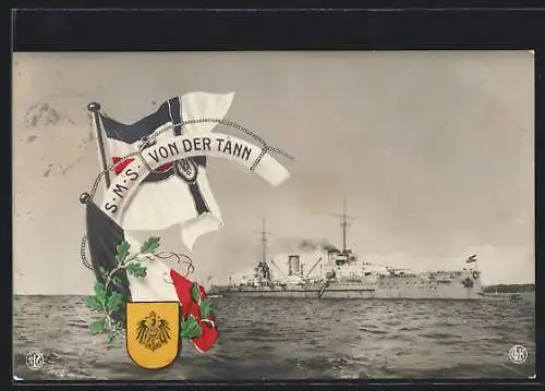 AK Kriegsschiff S.M.S. von der Tann in leichtem Tempo auf dem Meer unterwegs, Reichskriegsflagge