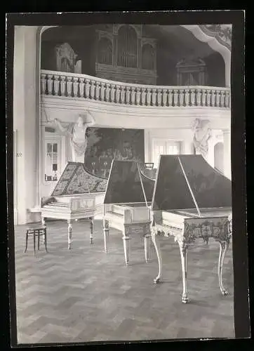 Fotografie W. Apel, Berlin, Ansicht München, Deutsches Museum, Pianos u. Orgeln